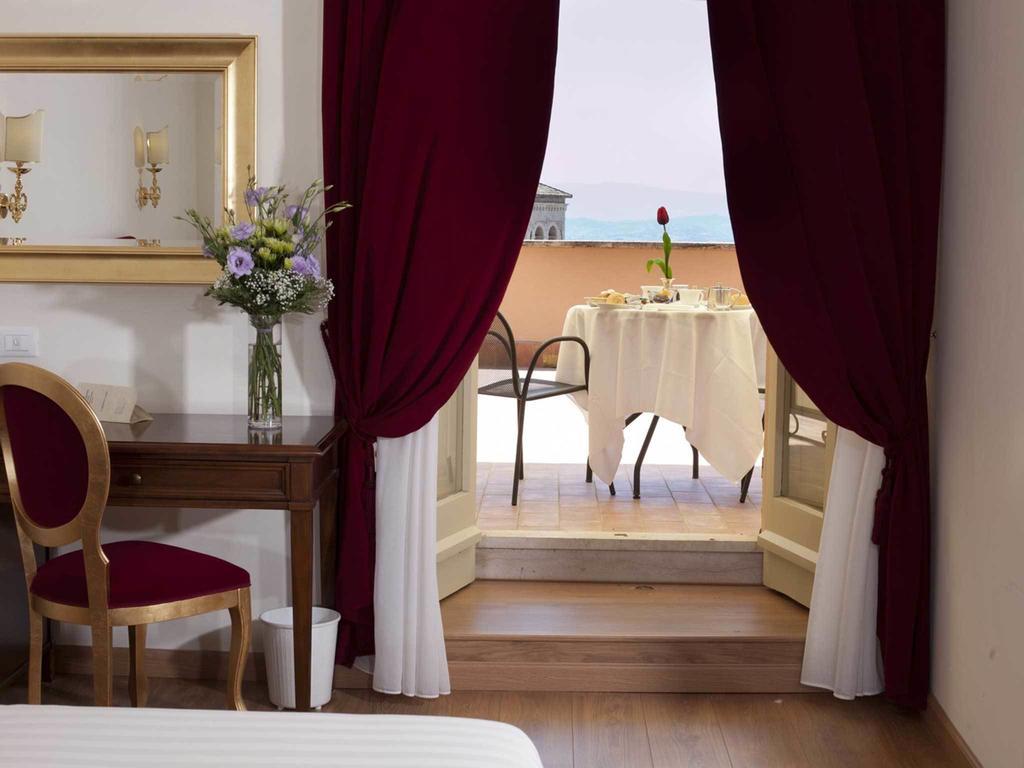 אסיסי Giotto Hotel & Spa חדר תמונה