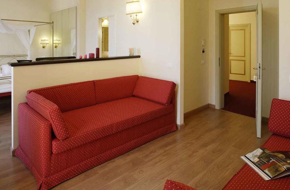 אסיסי Giotto Hotel & Spa מראה חיצוני תמונה