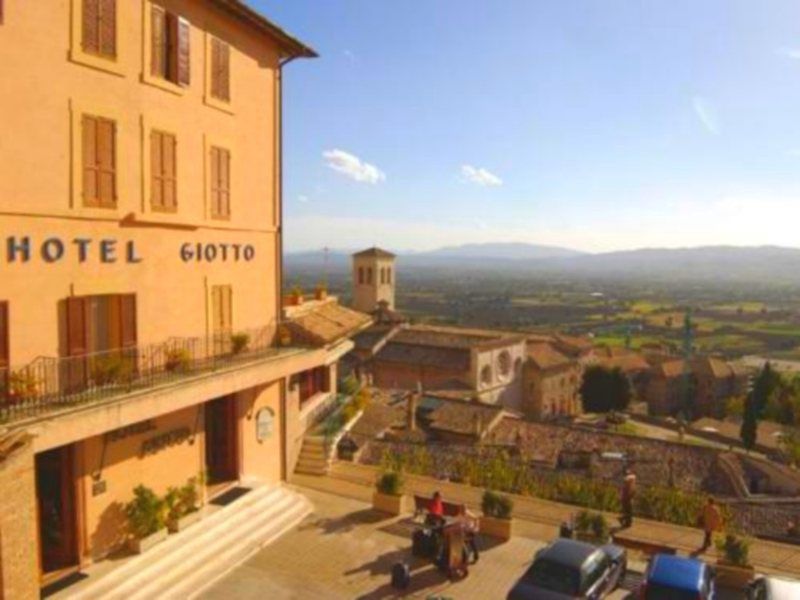 אסיסי Giotto Hotel & Spa מראה חיצוני תמונה